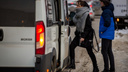 «Проезд должен стоить 120 рублей»: новосибирцы возмутились простоем в транспорте и давкой — перевозчик назвал цену вопроса