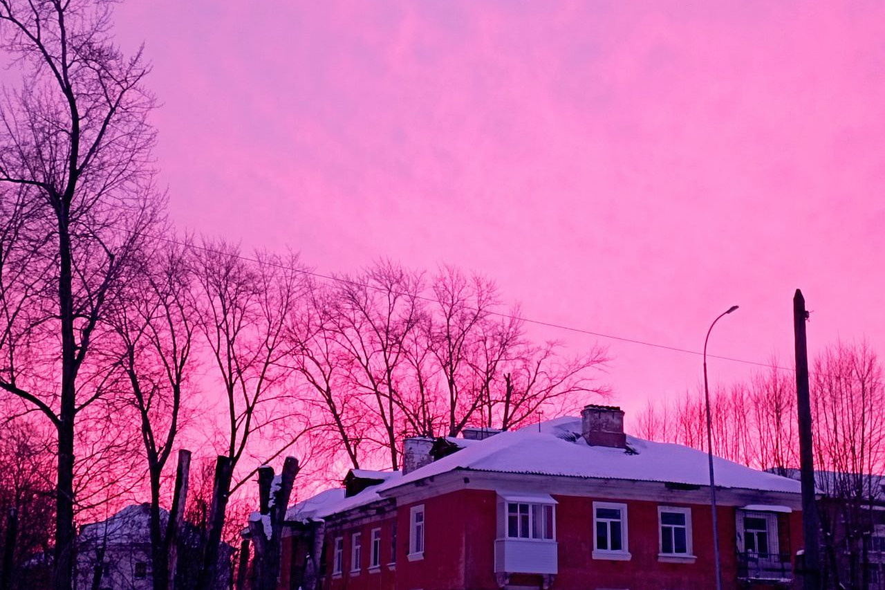 Снег розового цвета. Снег розового цвета
