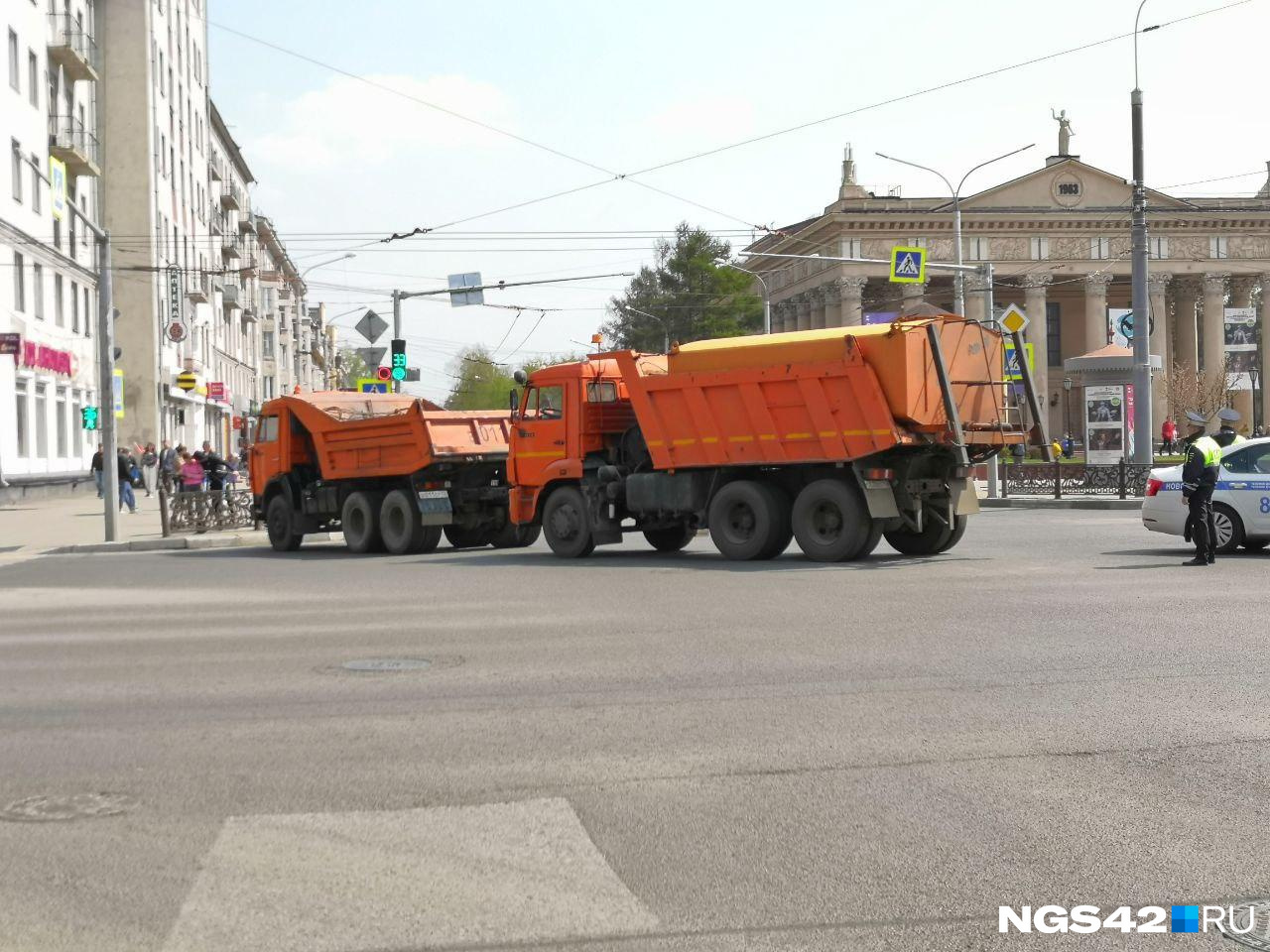 В центре Новокузнецка закроют дороги на День Победы: показываем карту перекрытий