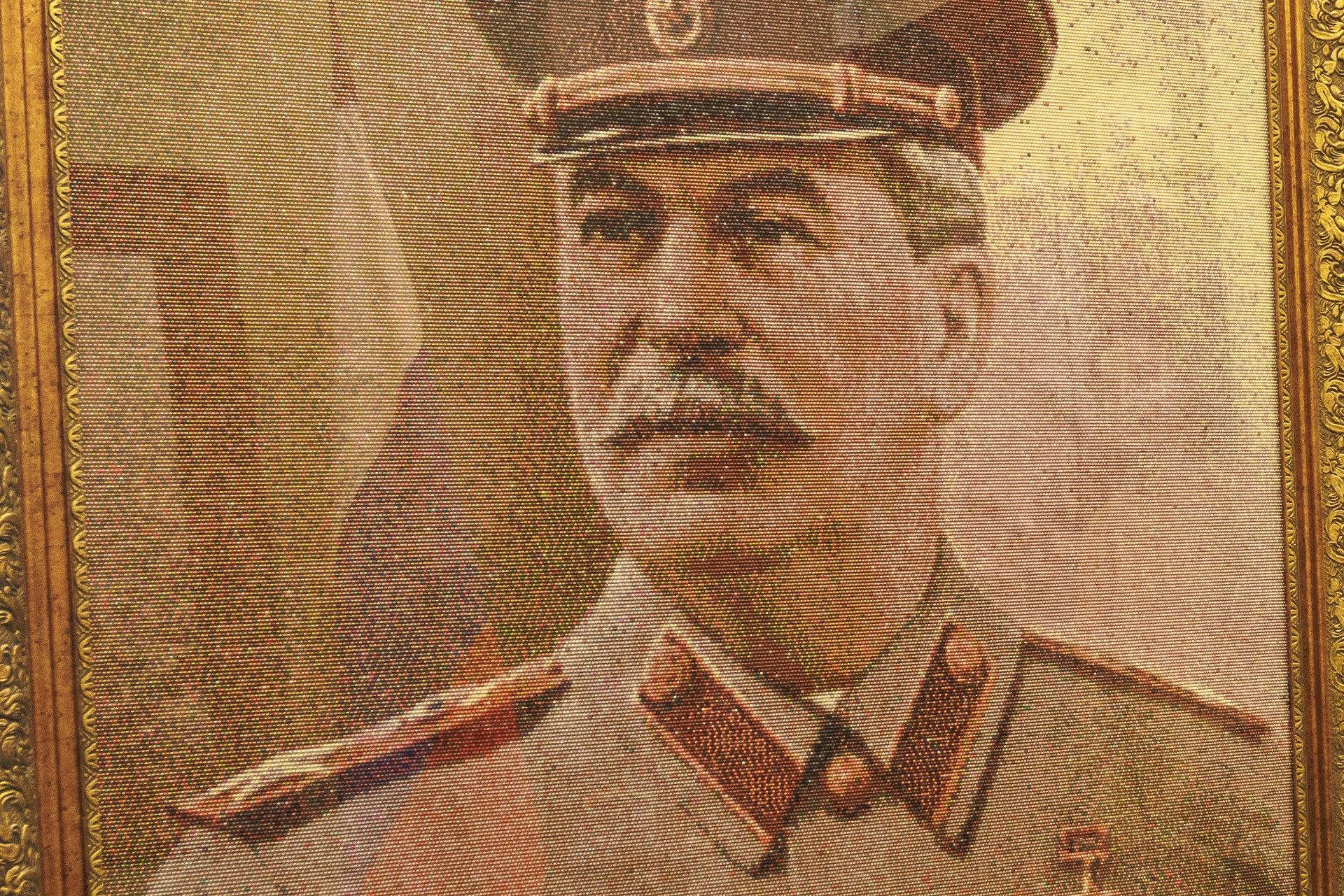 Портрет Сталина из бисера передали музею-заповеднику «Сталинградская битва» Портрет Сталина из бисера передали музею-заповеднику «Сталинградская битва»
