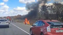 Погибли ребенок и молодой мужчина: в районе Спасска-Дальнего две машины загорелись после лобового столкновения