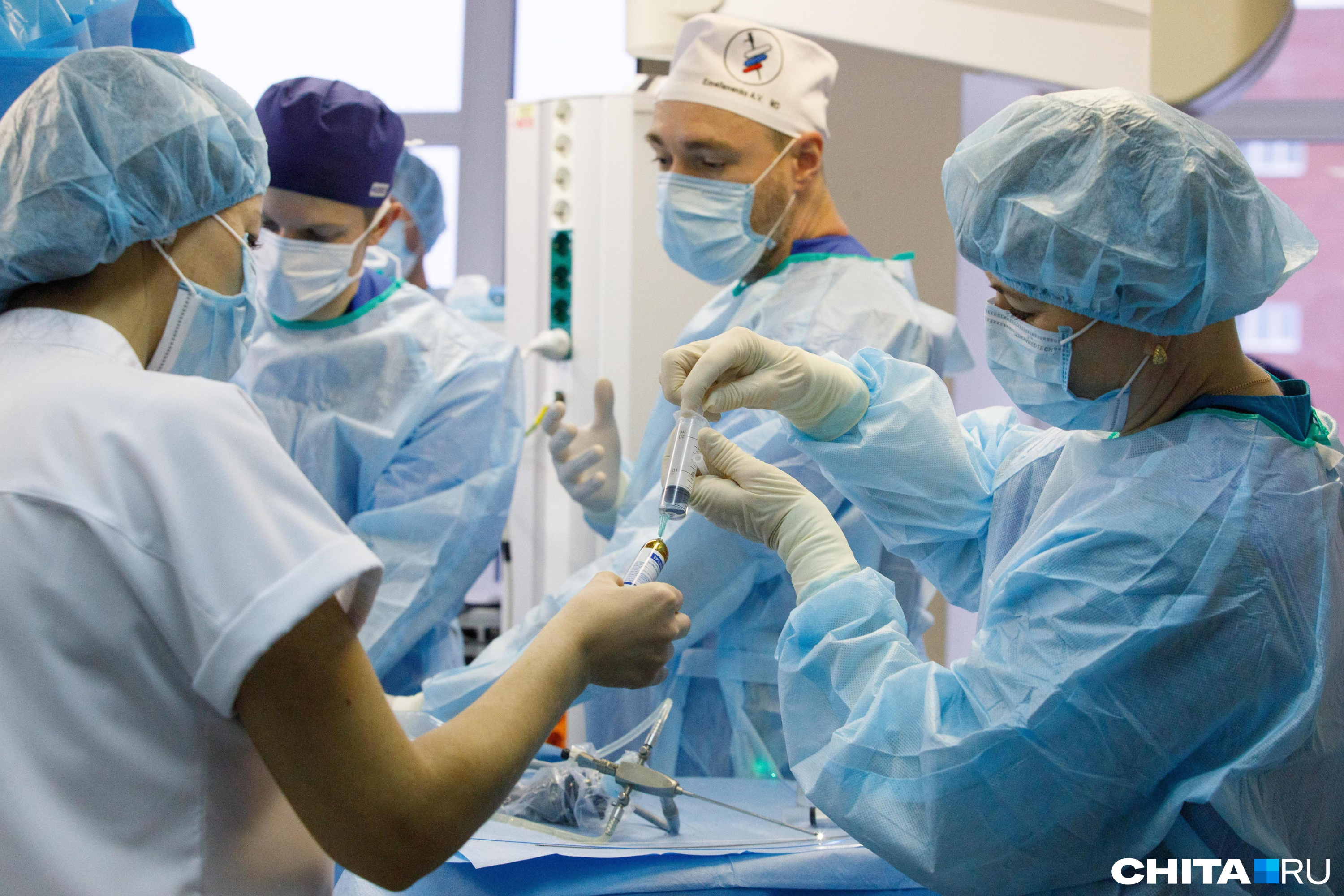 Медицинское сообщество не согласились со сроком для анестезиологов в Чите