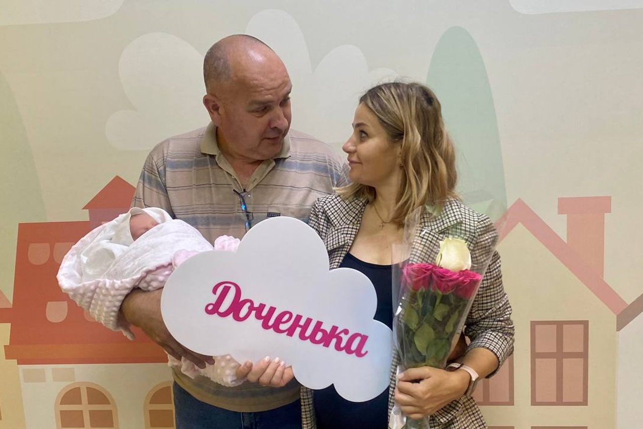 У многодетной семьи из Челябинска, получившей машину после общения с  Путиным, родился восьмой ребенок - 21 июля 2023 - mgorsk.ru