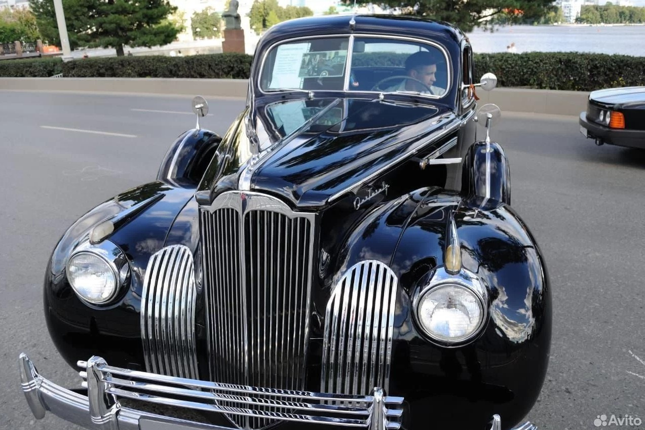 «На отличном ходу!» В Екатеринбурге выставили на продажу дорогущий коллекционный автомобиль