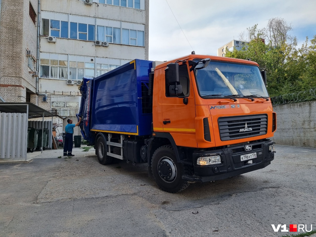 До 1 августа мусор продолжает вывозить «Ситиматик» До 1 августа мусор продолжает вывозить «Ситиматик»