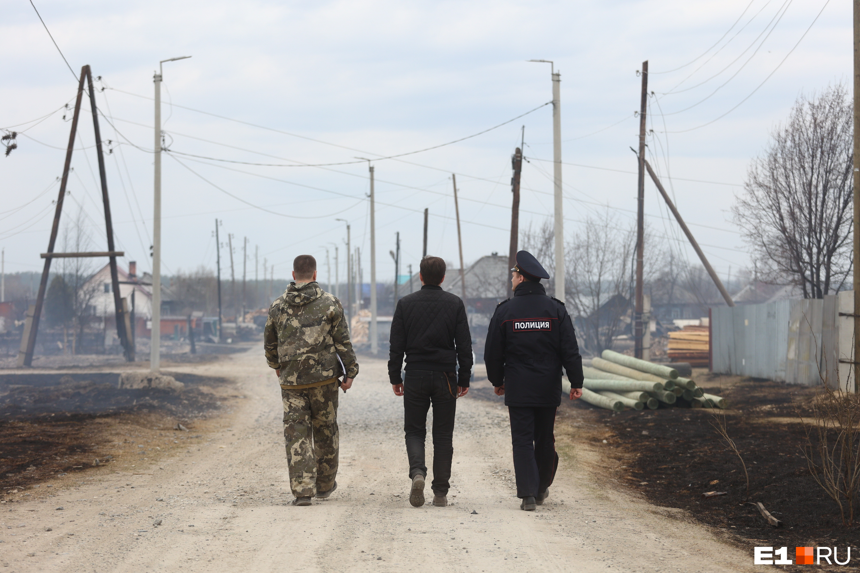 В полиции рассказали, как начался мощный пожар в Сосьве