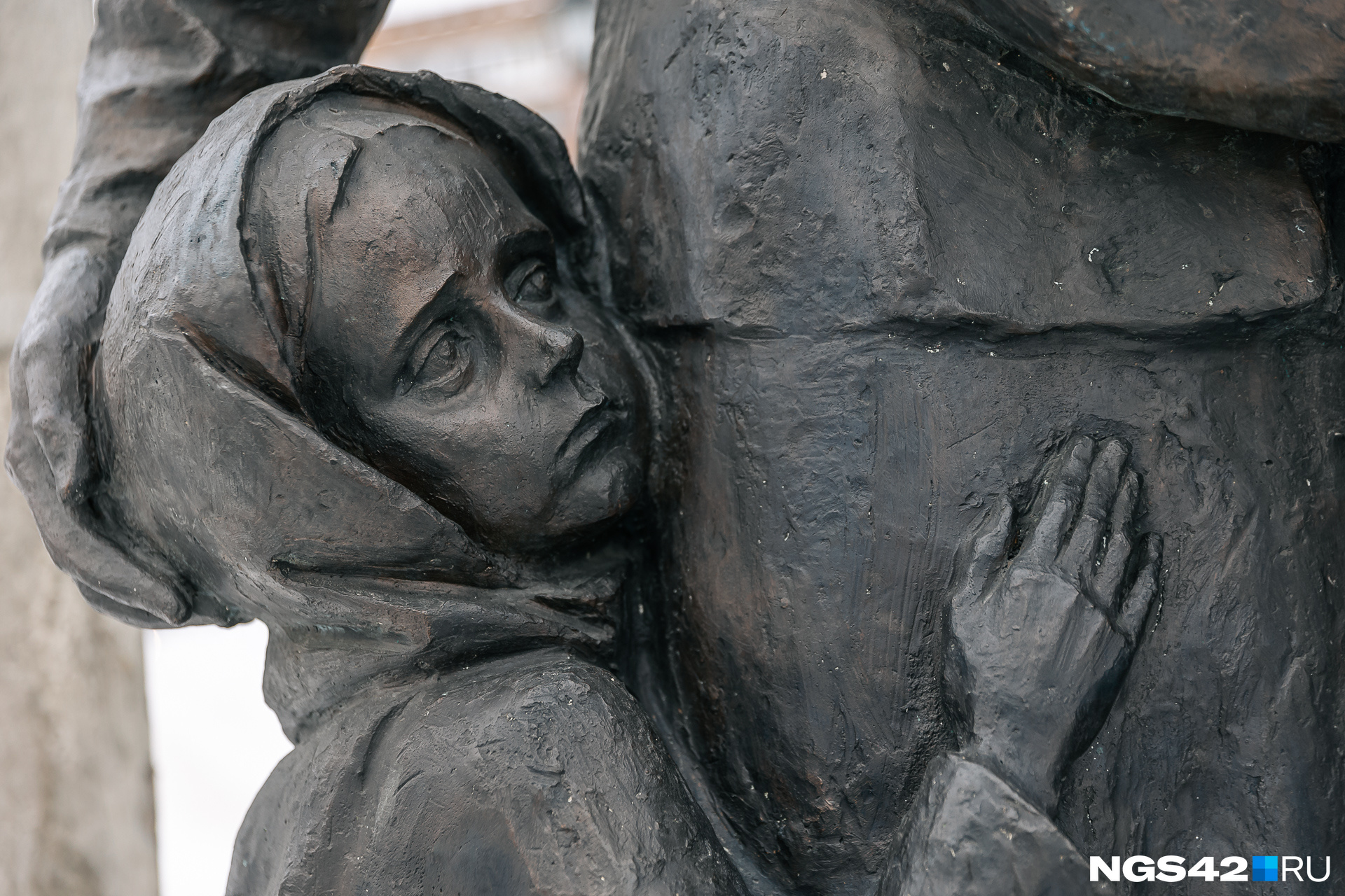 В вечном бою и памяти людей: показываем военные скульптуры Кемерова
