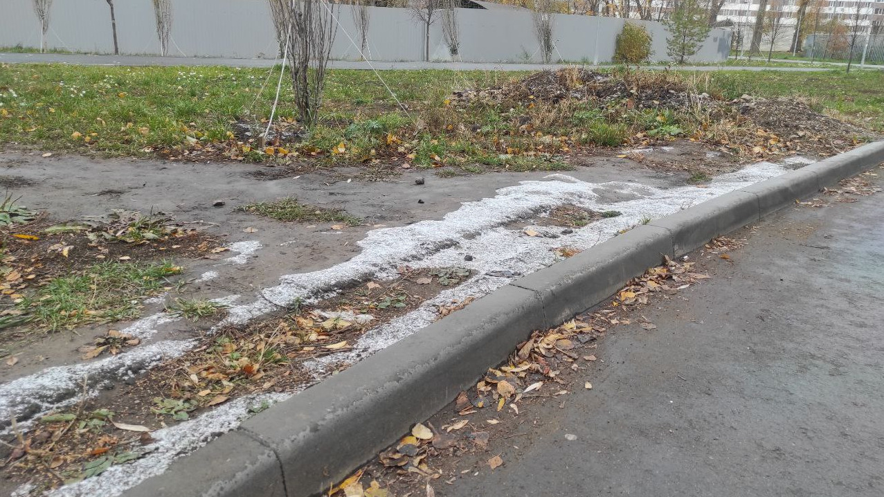 Первый снег в Казани: публикуем видео