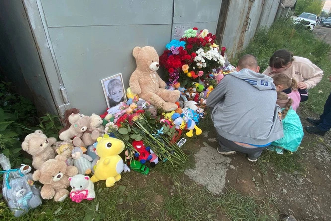 История насилия и обмана. Что известно о смерти 6-летнего Далера в Екатеринбурге