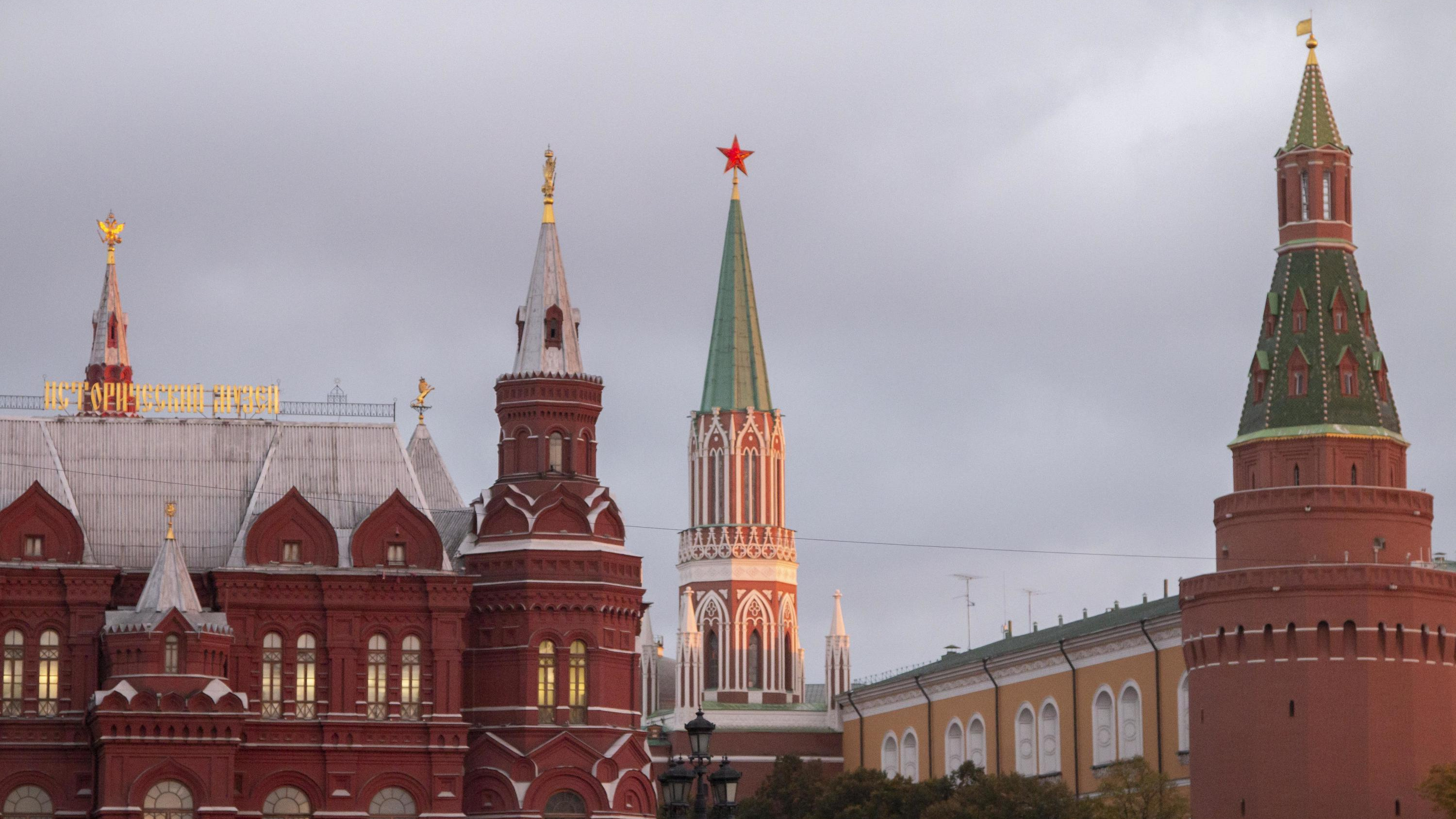 В Кремле ответили на вопрос о военном положении: новости СВО за <nobr class="_">6 июня</nobr>