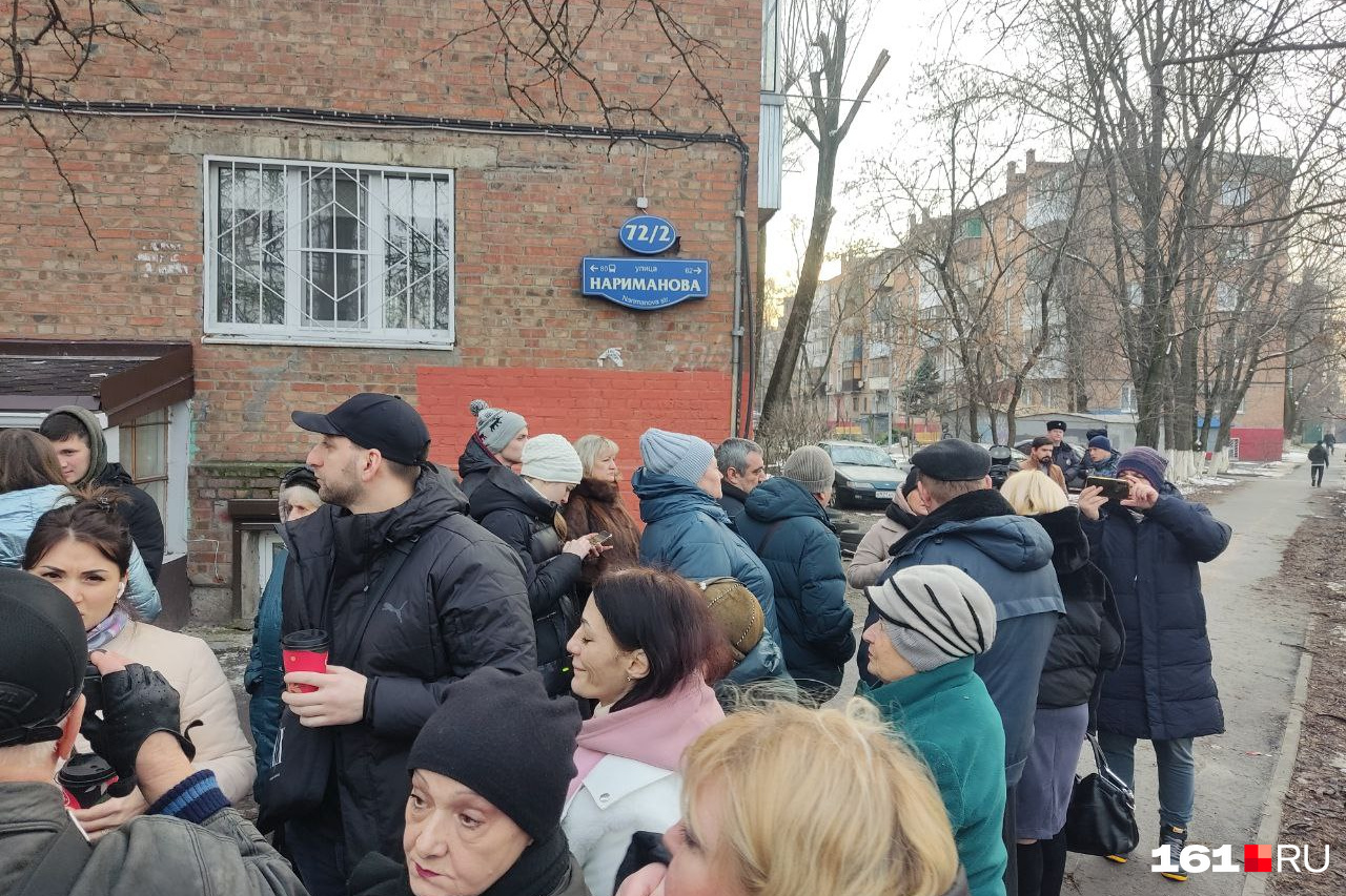 Почему шок жильцов аварийного дома на Нариманова сменился на злобу - 1  февраля 2024 - 161.ru