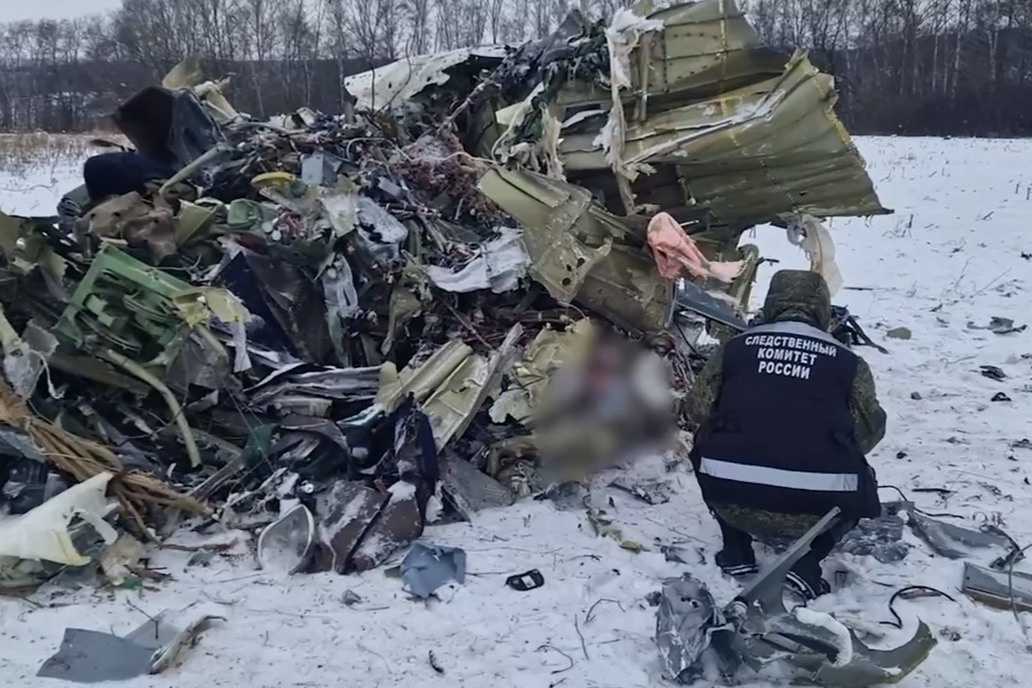 По факту крушения Ил-76 возбудили уголовное дело о теракте: новости СВО за 25 января