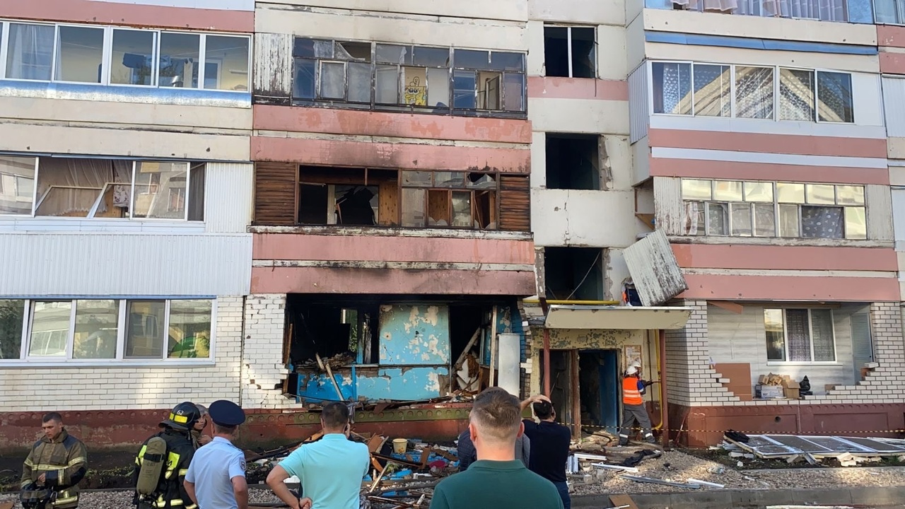 Взрыв газа с пожаром произошел в жилом доме Нижнекамска
