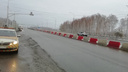 На «Иртыше» выключили светофор и поставят барьеры у поворота на микрорайон Зайково