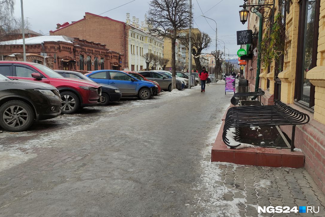 Красноярцы жалуются на гололед в городе: куда обращаться, если скользко -  28 февраля 2023 - НГС24.ру