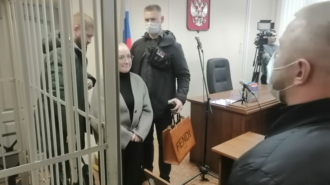 Преступление против безопасности. Соучастие в преступлении. Преступление по отношению к людям. Соучастники преступления. Правонарушение против личности.