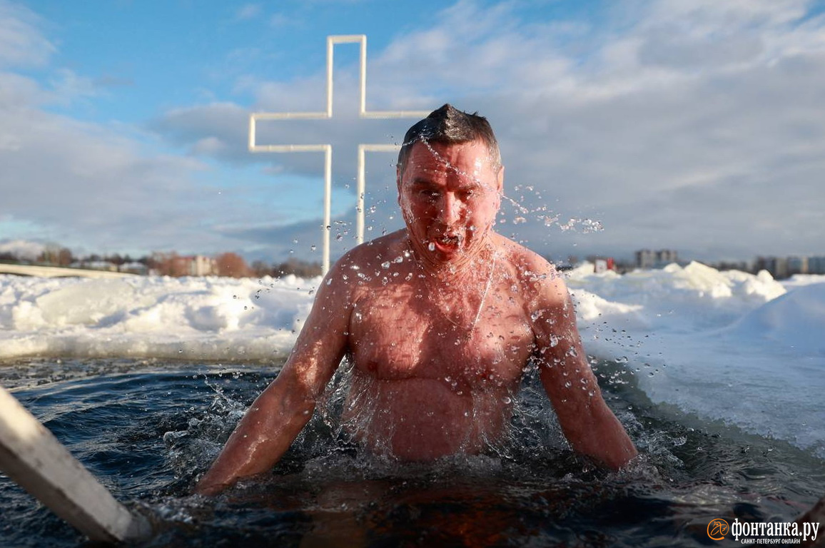 Крещение в Петербурге — на льду и под водой. Большой фоторепортаж «Фонтанки» и опрос