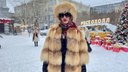 Slavic Girl в Новосибирске: сибирячки в винтажных шубах перегородили дорогу прохожим — морозные фото красоток