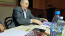 «Иногда так не хватает старого»: Олег Богомолов презентовал свою книгу о Курганской области