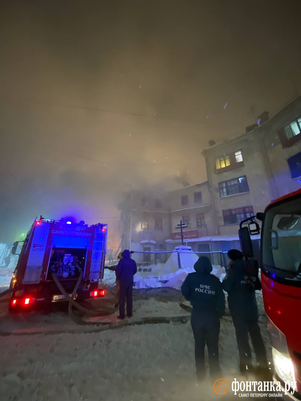 В Петербурге загорелся Апраксин двор | 13.12.2023 | Санкт-Петербург -  БезФормата