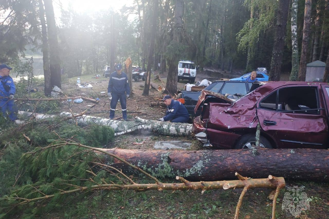 Девять человек погибли, 67 пострадали из-за урагана в Приволжье |  30.07.2023 | Архангельск - БезФормата