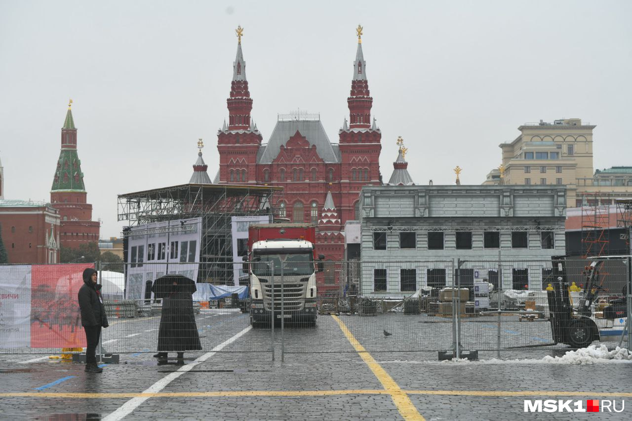 Движение в районе Красной площади перекрыли из-за проведения концерта