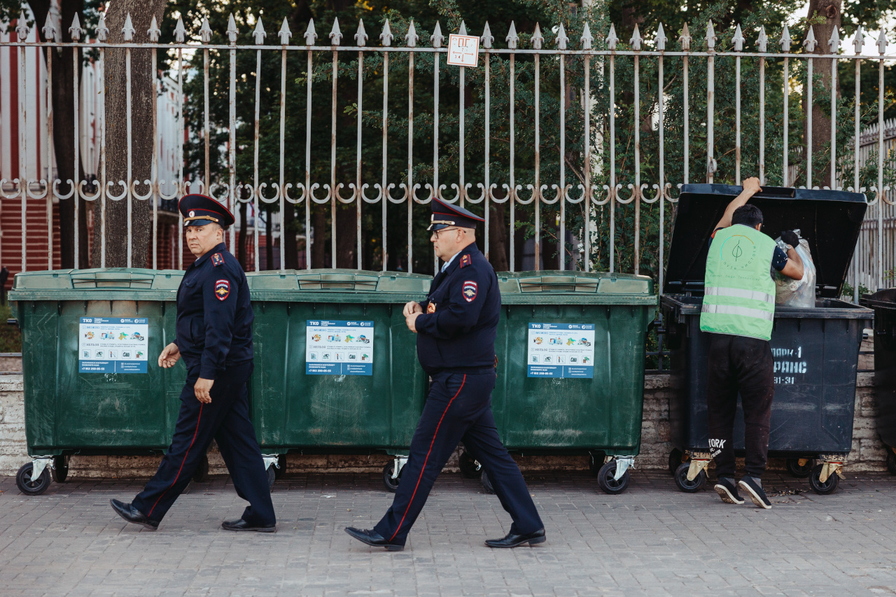 За ночь после «Алых парусов» с петербургских улиц вывезли более 12 тонн отходов