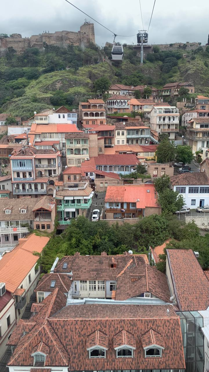 Так выглядит Тбилиси с высоты канатной дороги