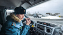В Волгограде сотрудники МЧС громко попросили водителей не выезжать на трассы в непогоду