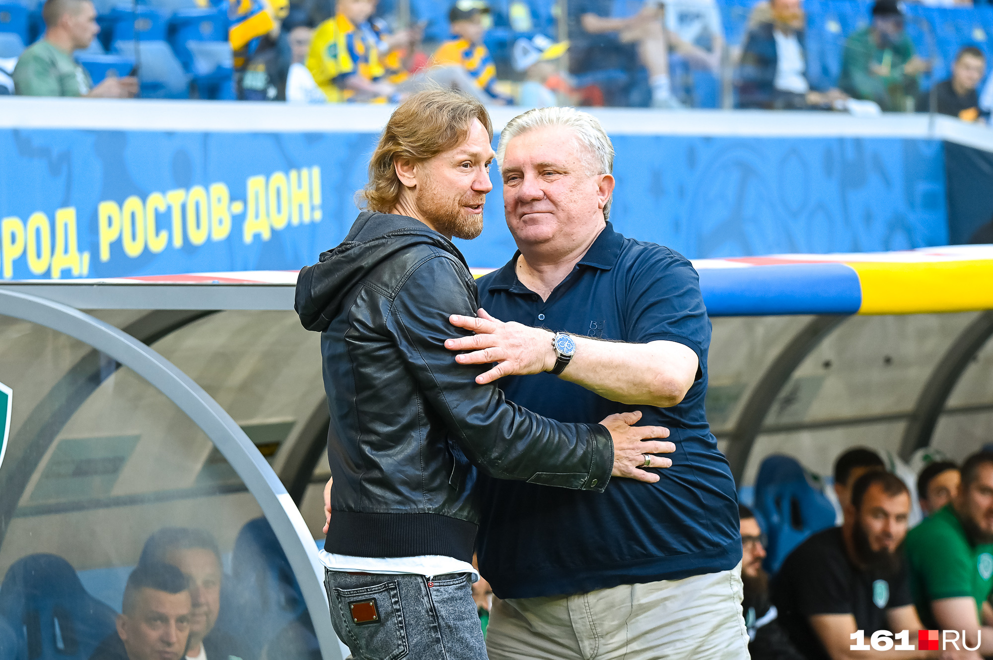 Карпин и Ташуев перед началом матча