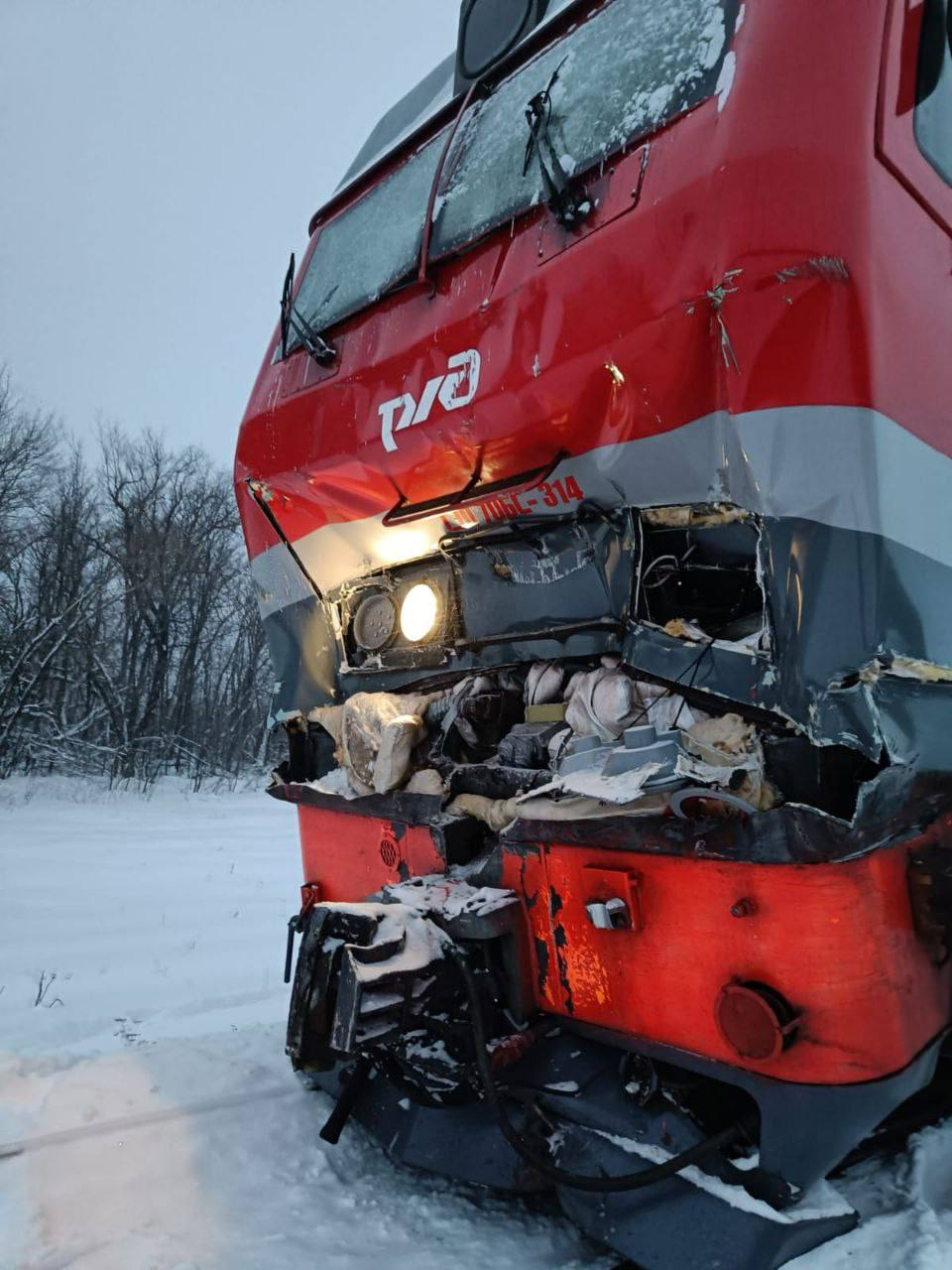 Столкновение пассажирского поезда с тепловозом в Ульяновской области стало  уголовным делом - 22 ноября 2023 - ФОНТАНКА.ру