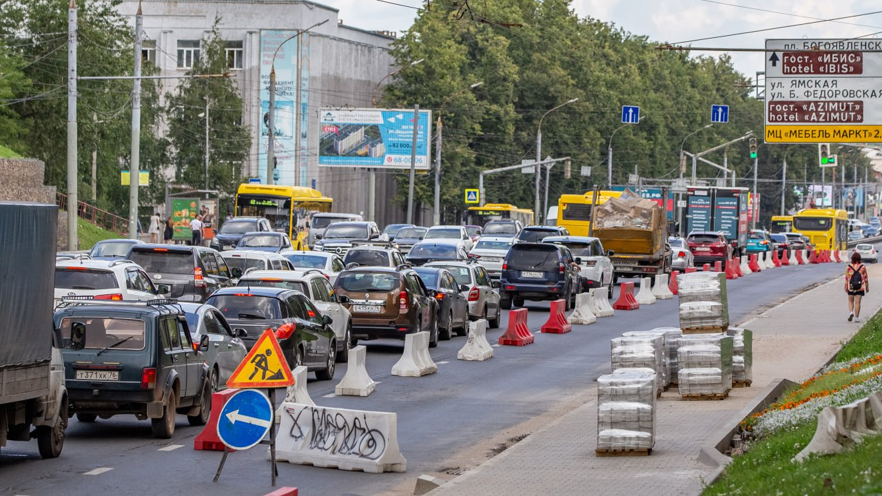 Готовьтесь к пробкам: дорожники начнут снимать асфальт на Московском проспекте в Ярославле