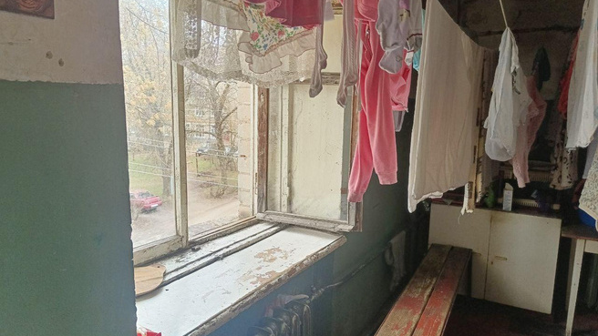 «Этому было суждено случиться»: известны подробности падения мальчика из окна в Ярославской области