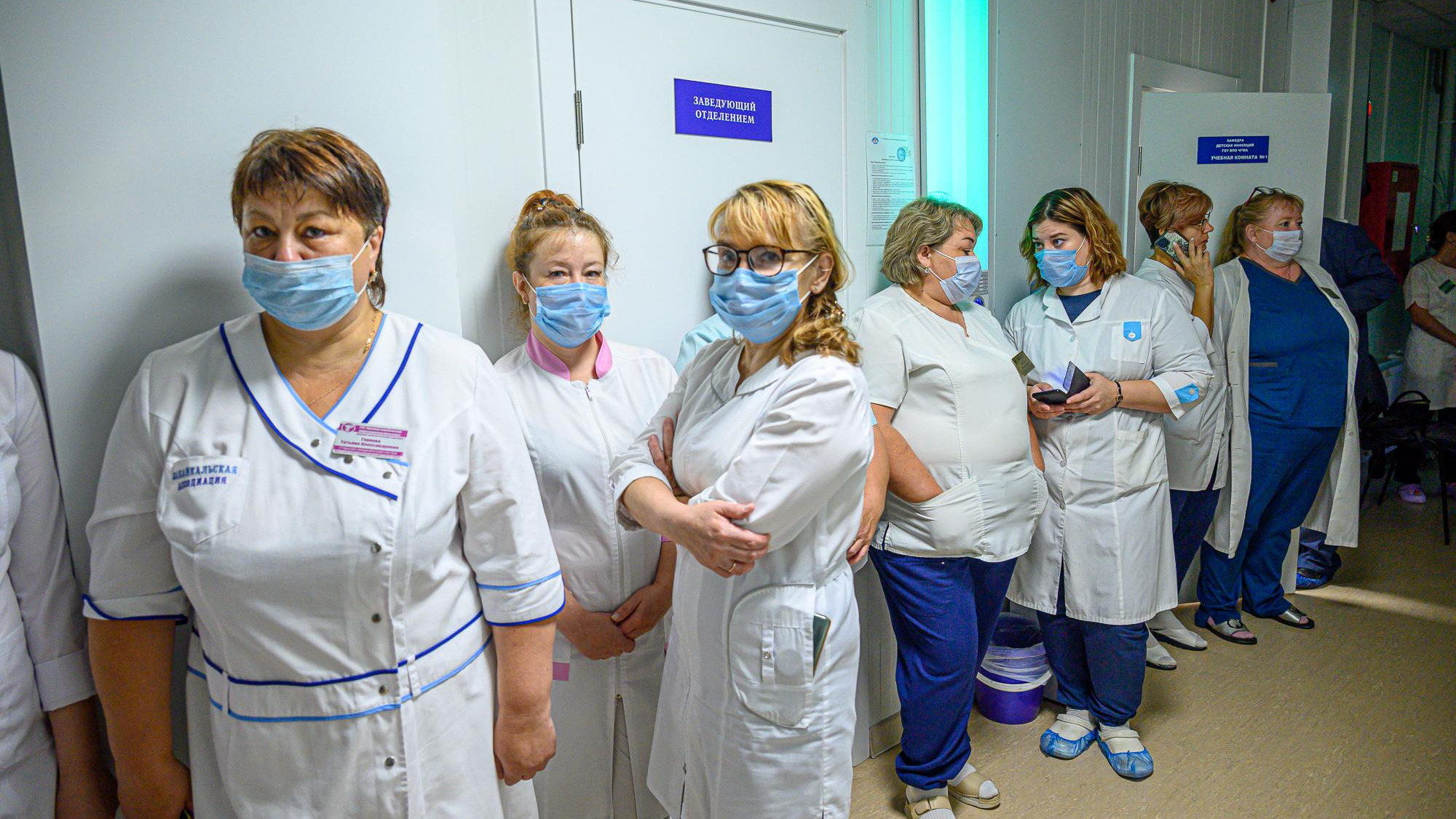«Современные больницы и уровень зарплаты»: руководство кузбасского медвуза — о том, как справиться с нехваткой врачей