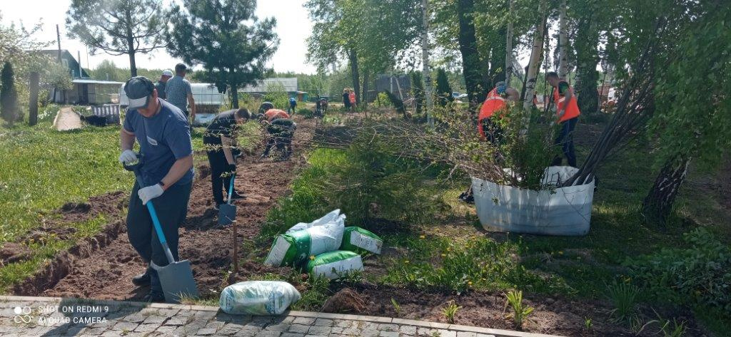 Волонтеры подготовили для будущего парка территорию в селе Годеново