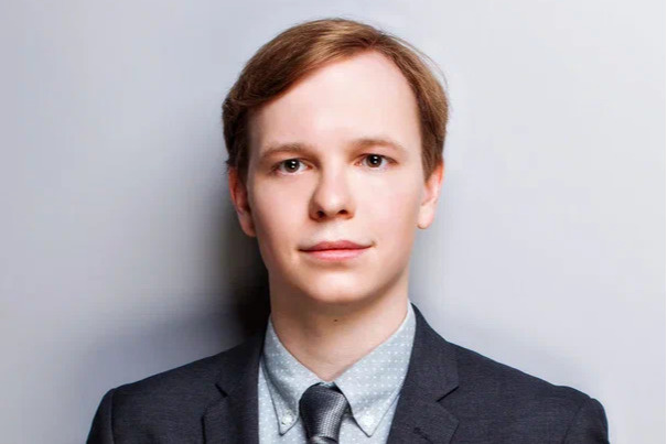 Владислав Тушканов специализируется на машинном обучении, изучении дипфейков, ChatGPT, искусственного интеллекта