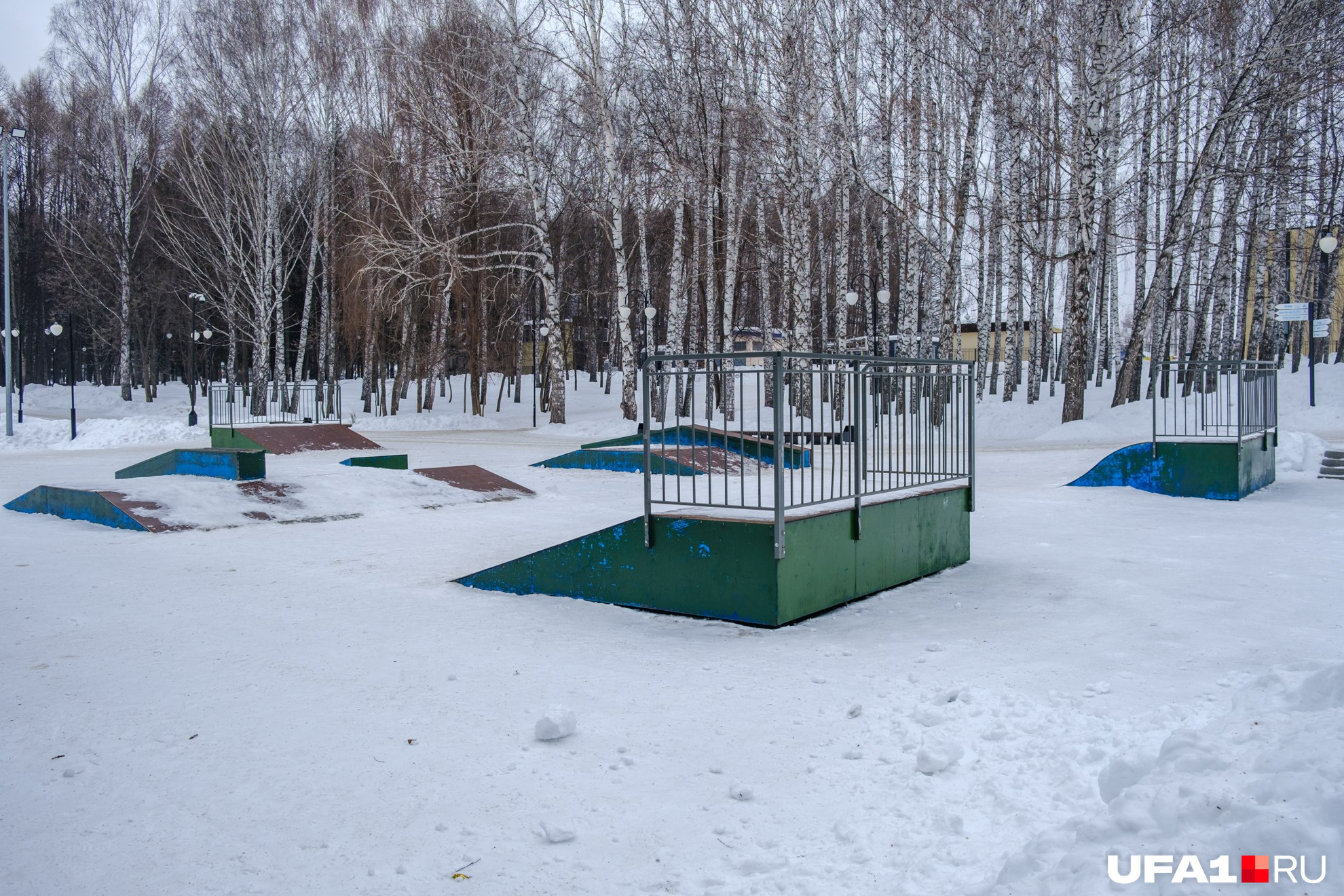 Может, хоть тогда они не будут рассекать по улицам