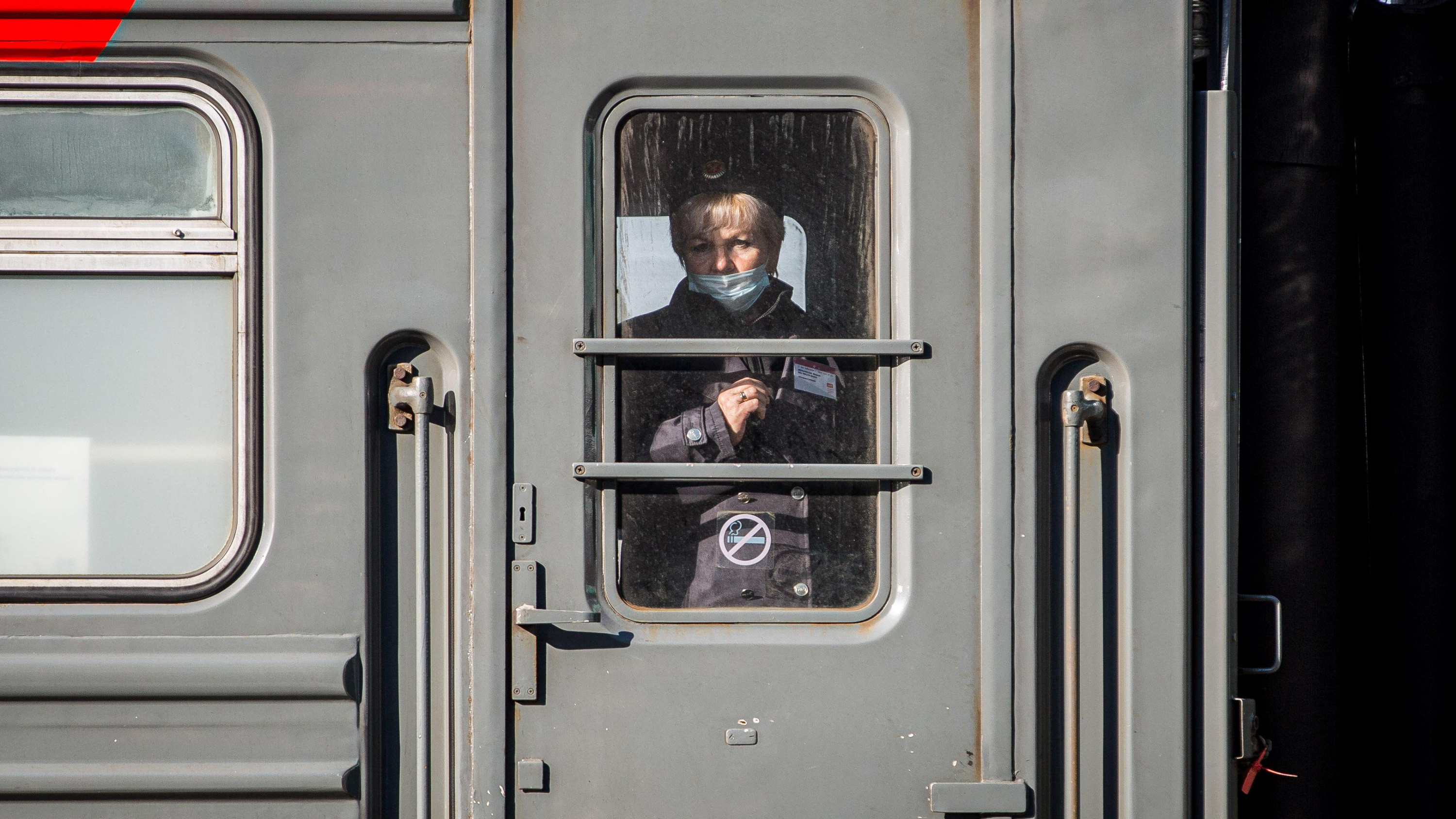 Из Мурманска в Севастополь запустили прямой поезд с вагоном-кафе