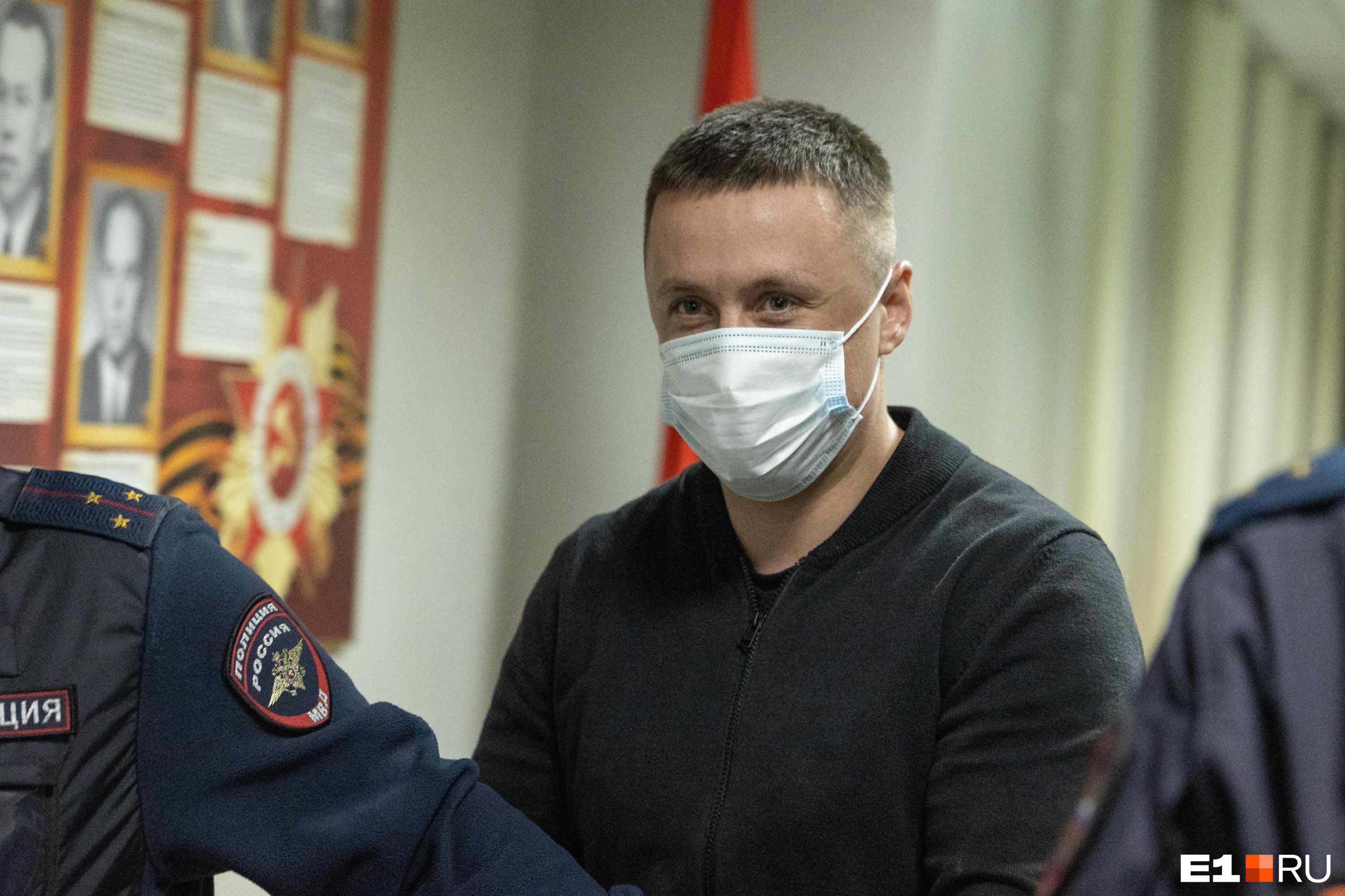 В Екатеринбурге выпустили из СИЗО криминального авторитета Фартового, который устроил стрельбу