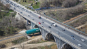 «Ждем пока скорость до 20 км/ч снизят»: мэрия Волгограда считает безопасным подмытый Астраханский мост