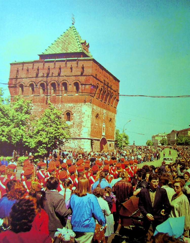 Парад на площади Минина и Пожарского, 1994 год