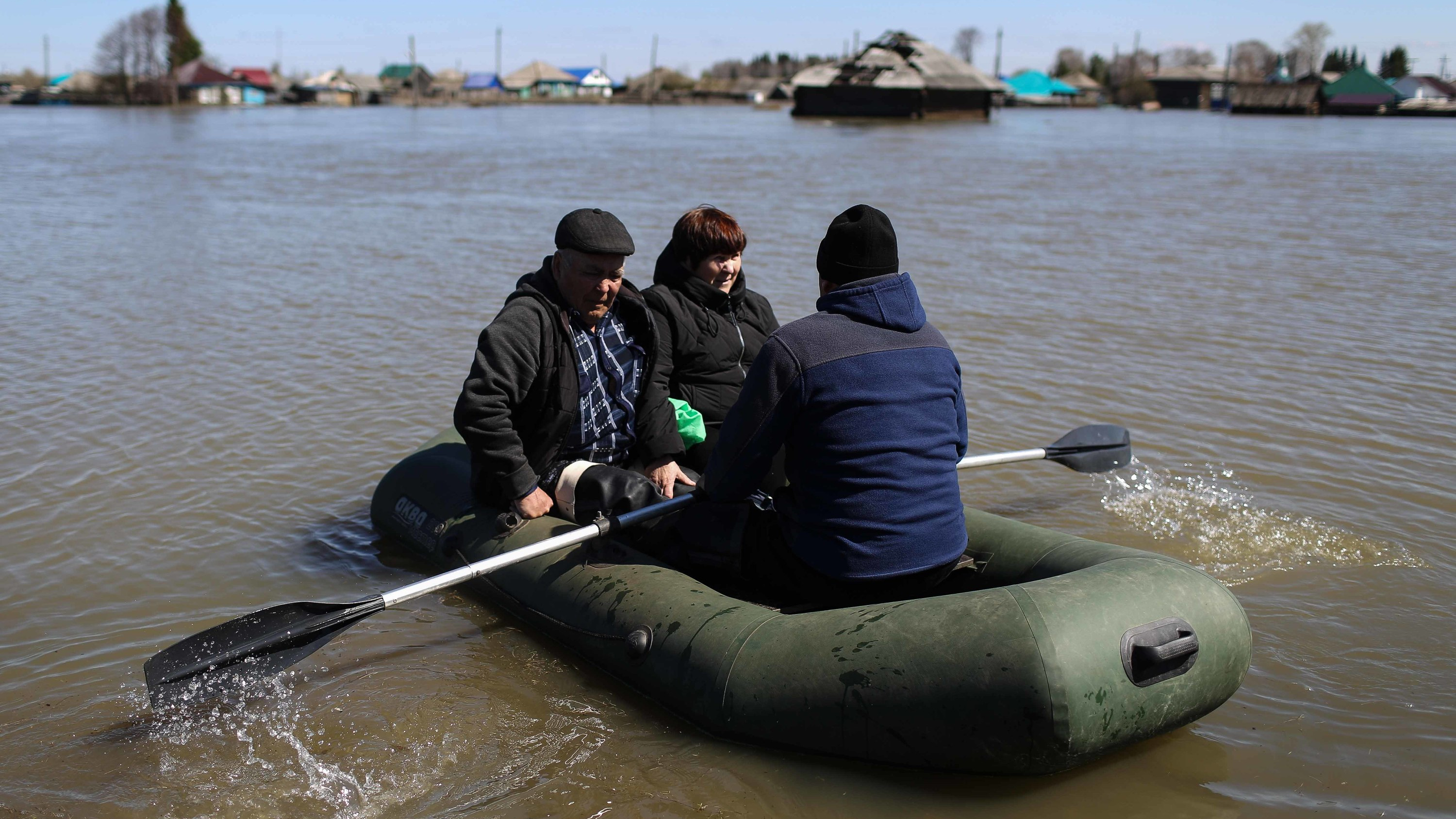 На севере Омской области объявили ЧС из-за паводка: главное