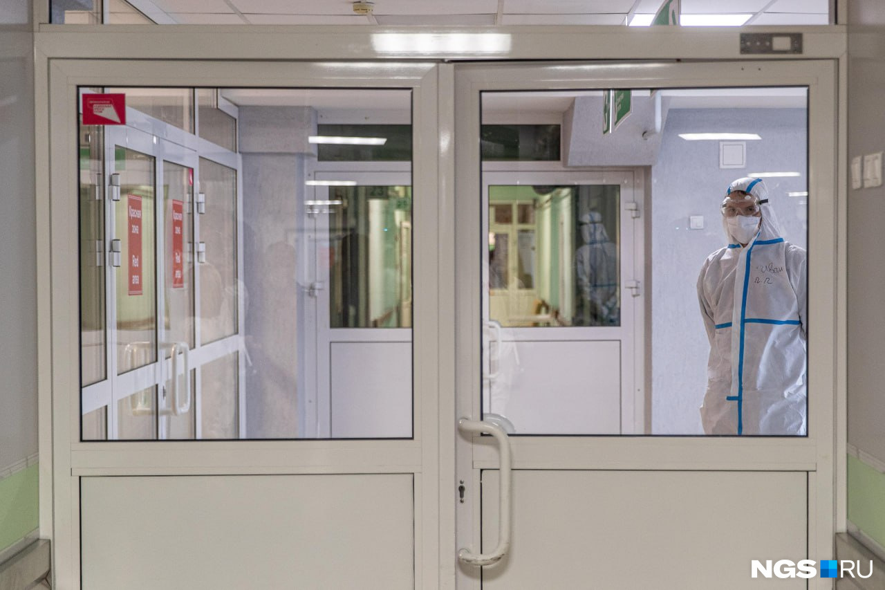 5 28 девочка. 5 28 девочка. Маленькие красотки. Девочка. Фотосессия девушки в парке.