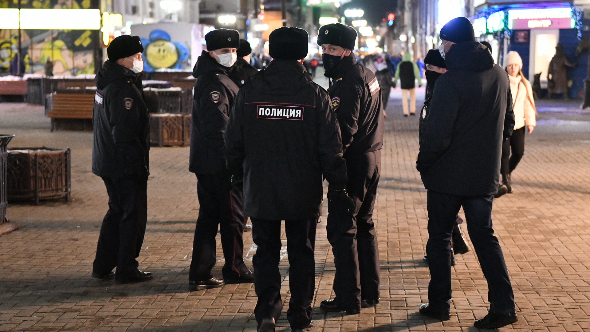 «Такого не было никогда». В Екатеринбурге сразу несколько десятков полицейских положили рапорты на стол