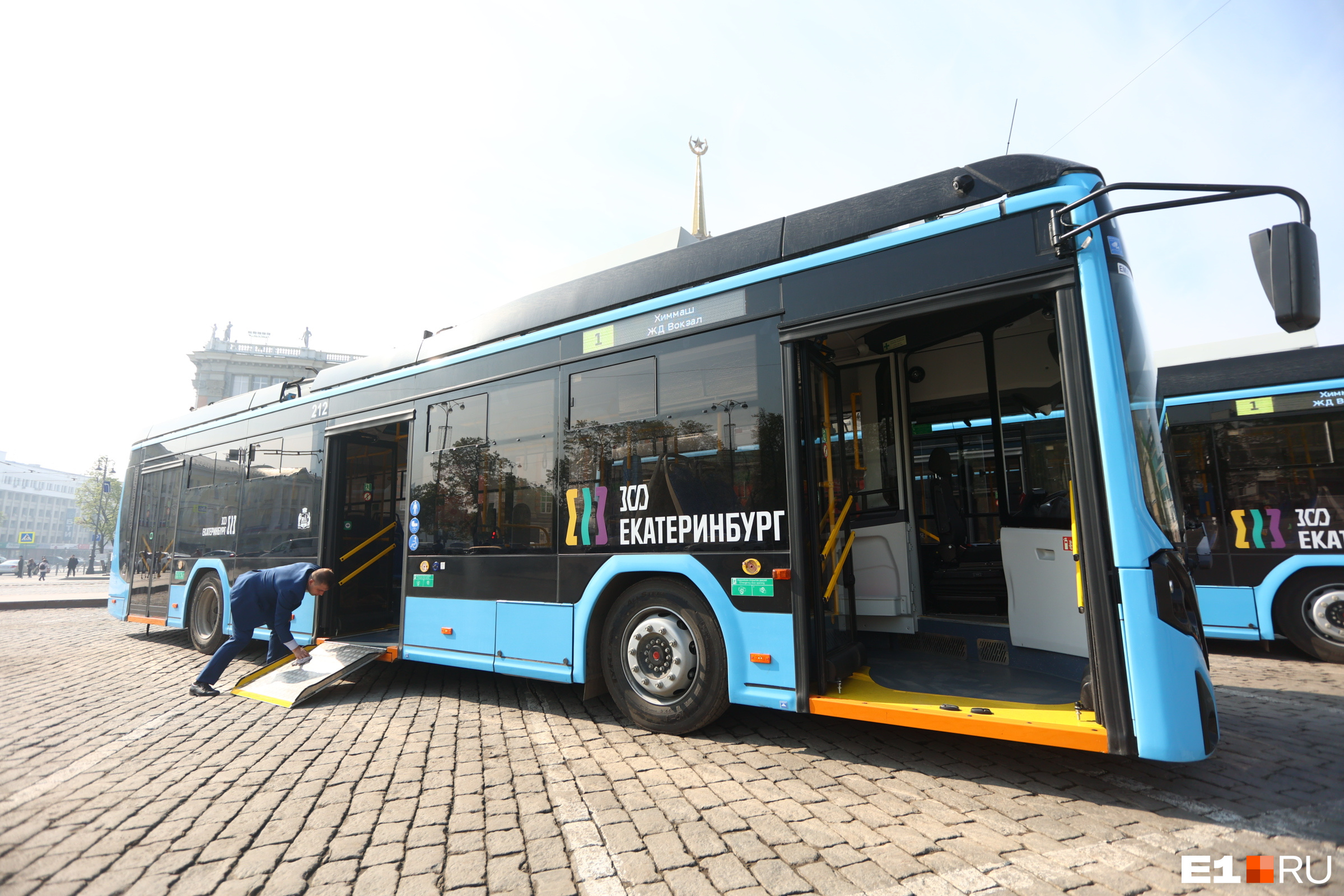 В Екатеринбурге к огромному ЖК поехал долгожданный троллейбус: новая схема