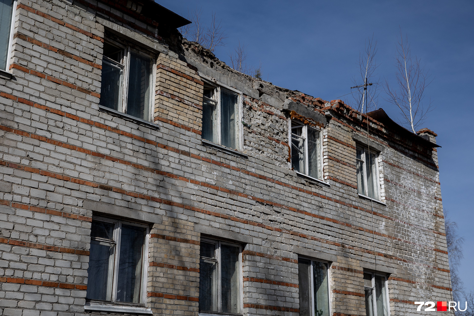 До знакомства со Светланой была уверенность, что дом давно заброшен