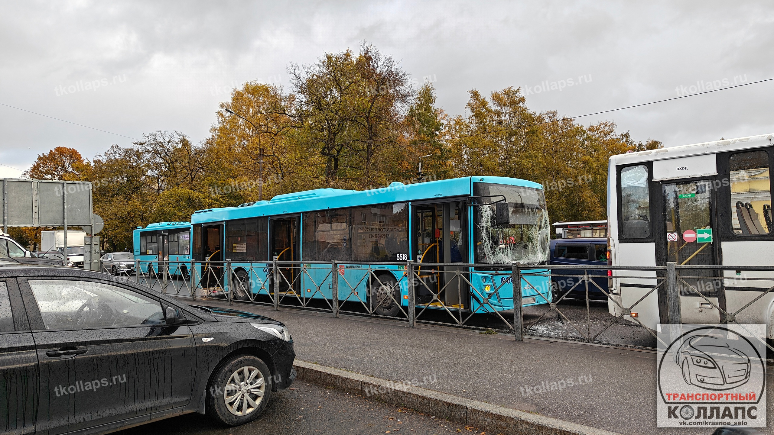 Автобус догнал маршрутку в Красном Селе. ДТП попало на камеру | 16.10.2023  | Санкт-Петербург - БезФормата