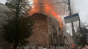 В центре Ростова загорелся расселенный дом — второй раз за год