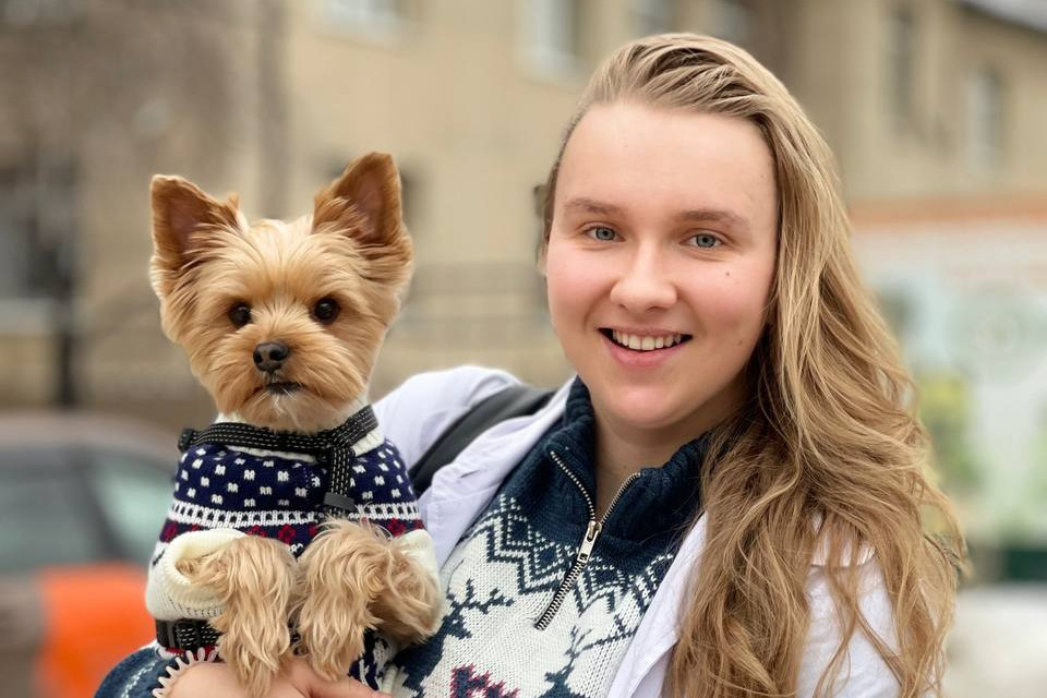 Ветеринарный эксперт Яна Николайченкова рассказала, как защитить собак от холода во время прогулок