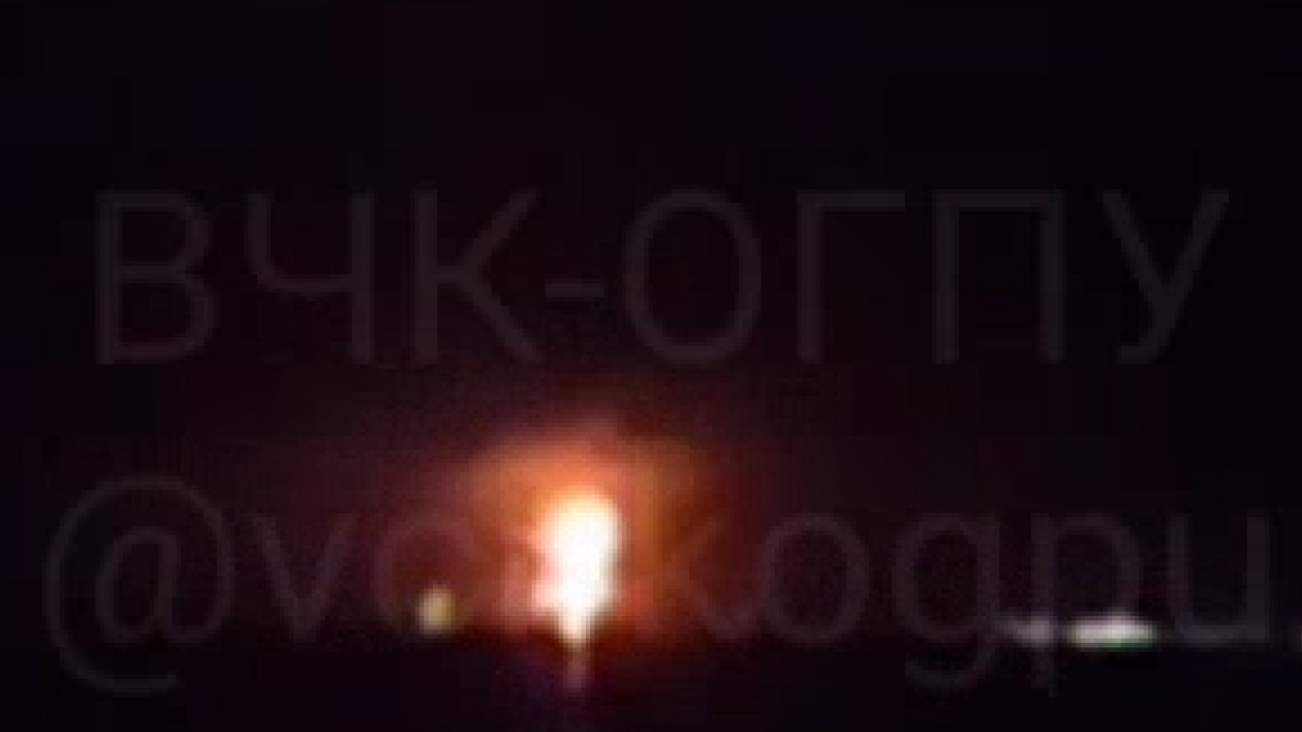Краснодарский край атаковали беспилотники. Загорелась нефтебаза, есть раненые